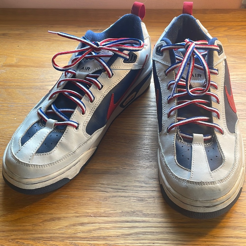 Mens Nike Air size 10 sneakers